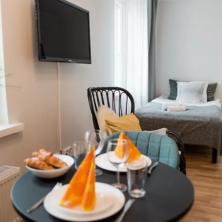 شقة Forenom Serviced Toeoeloe هلسنكي