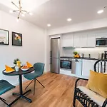 Forenom Serviced Toeoeloe Apartmán