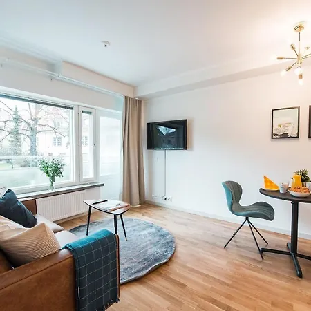 Apartamento Forenom Serviced Toeoeloe Helsínquia