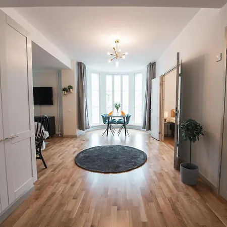 Forenom Serviced Toeoeloe Appartement