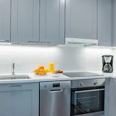 Forenom Serviced Toeoeloe * Хельсинки