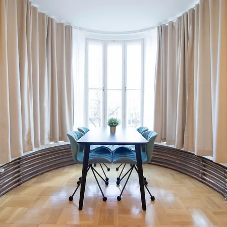 Apartamento Forenom Serviced Toeoeloe *