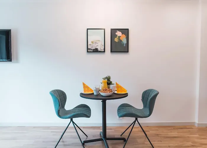 Forenom Serviced Toeoeloe Appartement