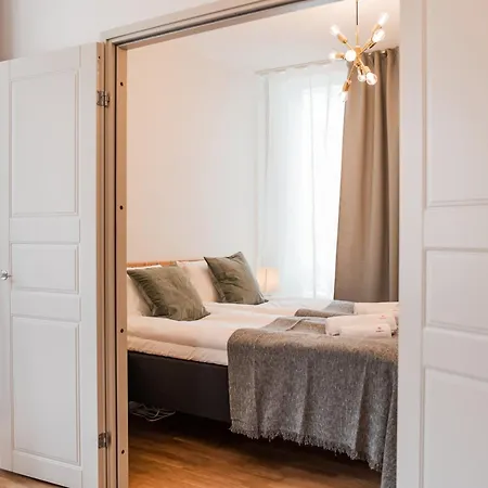 Forenom Serviced Toeoeloe Apartment Helsinki
